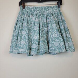 Green & White Short Skirt Size Small
